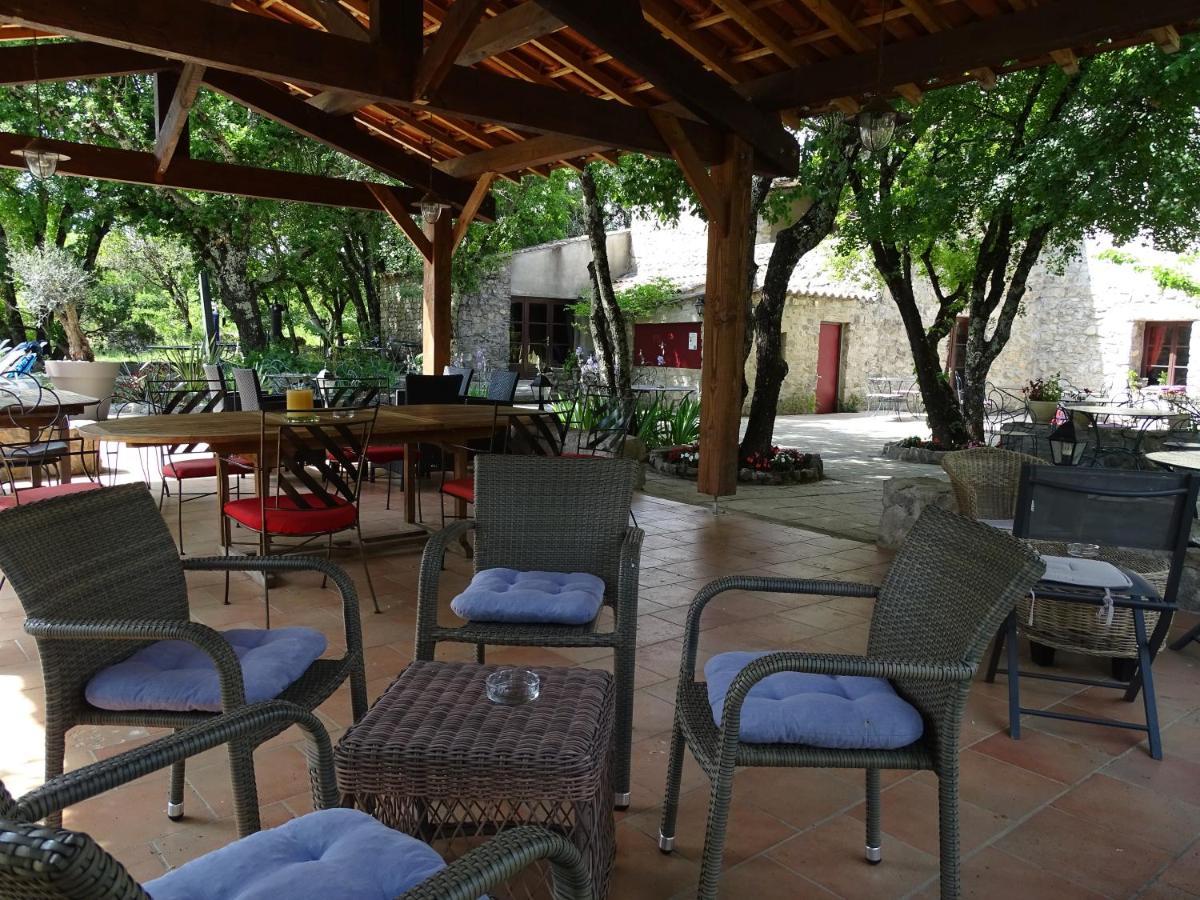 Hotel Mas De L'Espaire Les Vans Luaran gambar